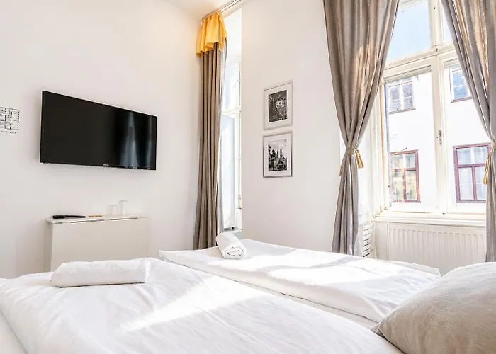 Shopping Paradise 9br Complex Ideal For 22 People Appartement Wenen