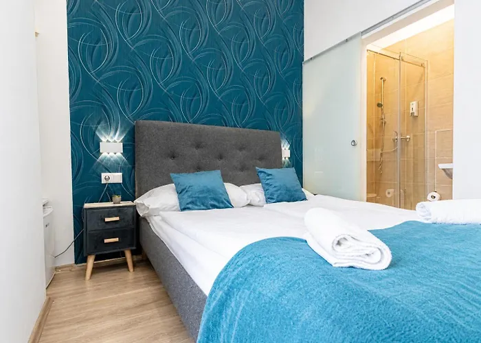 Shopping Paradise 9br Complex Ideal For 22 People *