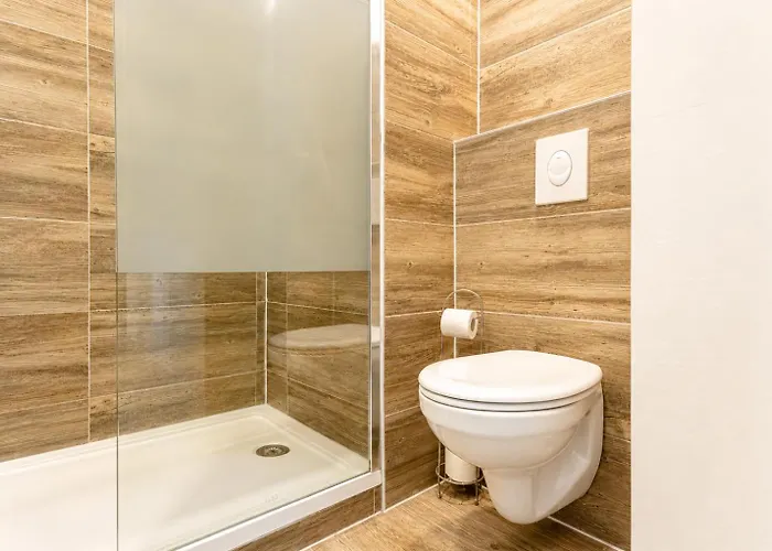 Appartement Shopping Paradise 9br Complex Ideal For 22 People